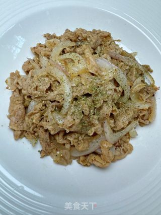 孜然肥羊卷的做法步骤：10