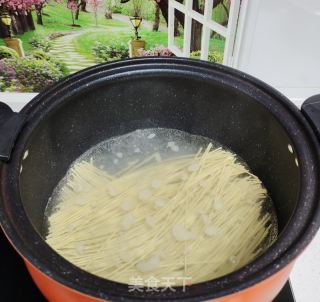 葱油拌面的做法步骤：6