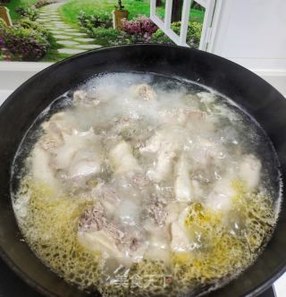 煲鸡汤的做法步骤：2