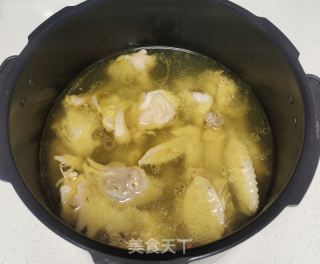 煲鸡汤的做法步骤：3