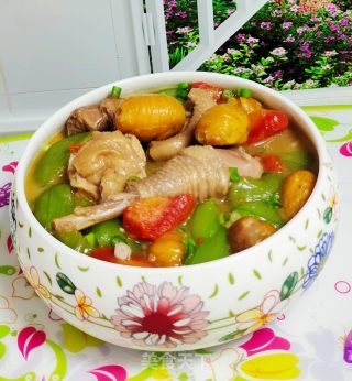 栗子鸡煲蔬菜的做法