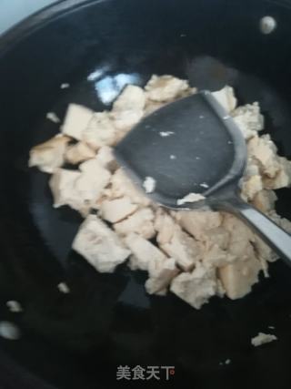 小葱烧豆腐的做法步骤：4