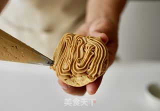 好吃又好玩的“爆浆的咖啡早餐面包”的做法步骤：10
