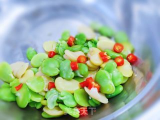 凉拌蚕豆的做法步骤：6