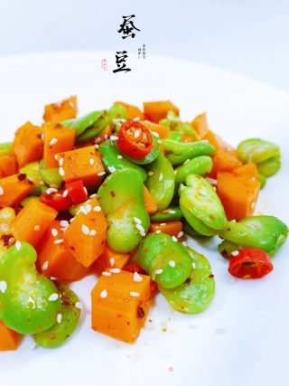 蚕豆拌胡萝卜的做法步骤：1