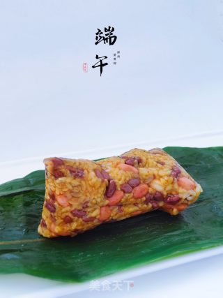 鲜肉蛋黄粽子的做法步骤：12