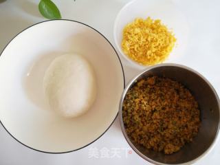 胡萝卜鸡蛋小蒸包的做法步骤：2