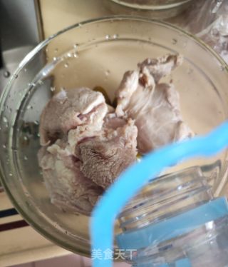 青橄榄炖腱子肉的做法步骤：6
