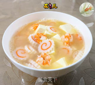 鲜虾鱼板豆腐汤的做法