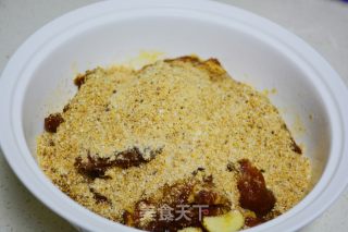 粉蒸排骨的做法步骤：4