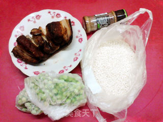 青花椒豌豆腊肉粽子的做法步骤：1