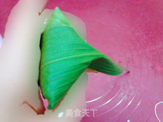 青花椒豌豆腊肉粽子的做法步骤：11