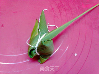 青花椒豌豆腊肉粽子的做法步骤：13