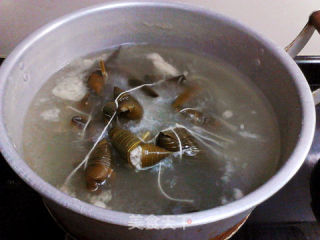 青花椒豌豆腊肉粽子的做法步骤：17