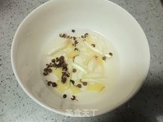 白萝卜饺子的做法步骤：2