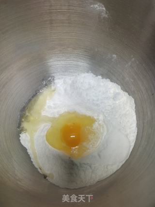 椰蓉面包的做法步骤：4