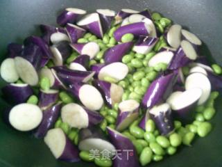 茄子烧毛豆的做法步骤：5