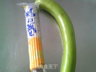 鱼板炒夜开花的做法步骤：1