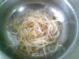 大头菜丝拌绿豆芽的做法步骤：6