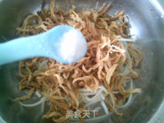 大头菜丝拌绿豆芽的做法步骤：7