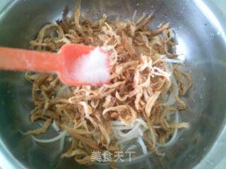 大头菜丝拌绿豆芽的做法步骤：8