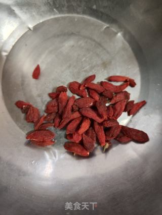 黄芪党参苹果茶的做法步骤：3