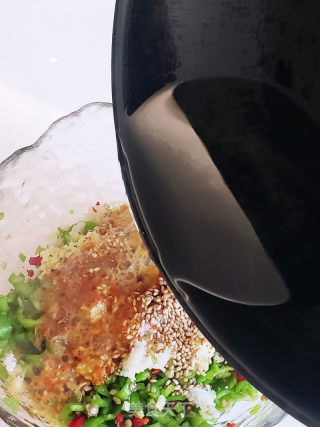 陕西特色美食～六辣子夹馍的做法步骤：6