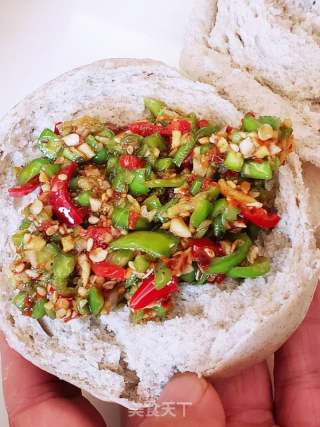 陕西特色美食～六辣子夹馍的做法步骤：13