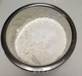 自制鸡蛋油条的做法步骤：1