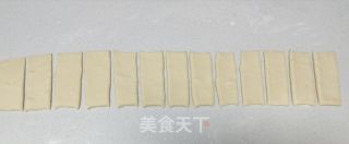 自制鸡蛋油条的做法步骤：7