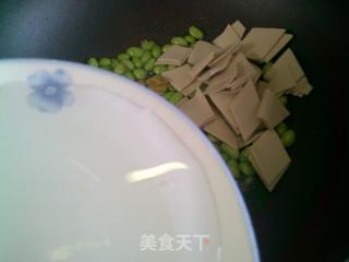 咸菜毛豆炒千张的做法步骤：5