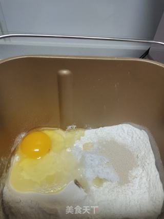 花样面包的做法步骤：1