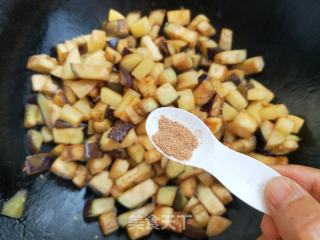 茄子土豆盖浇饭的做法步骤：9