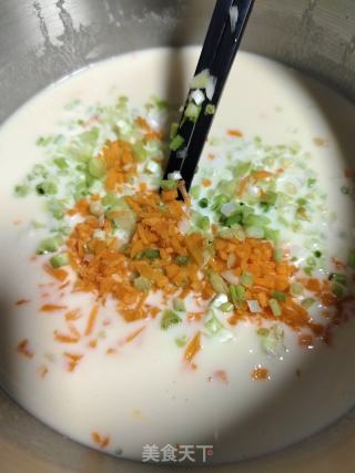 葱香鸡蛋软饼的做法步骤：4