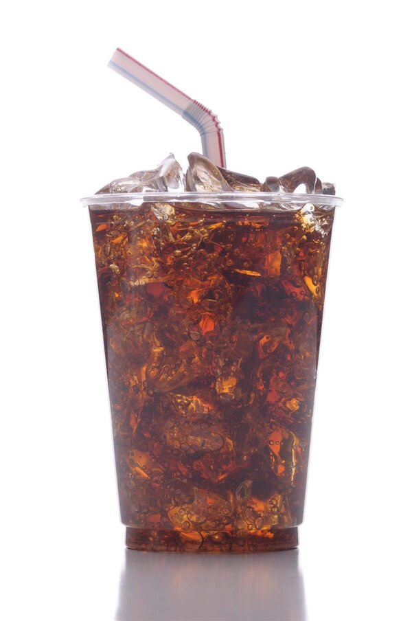 喝完可乐胸闷喘不过气
