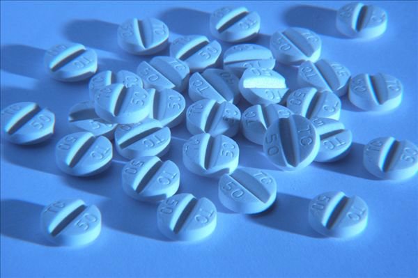 舒泰清喝吐了还要继续喝吗