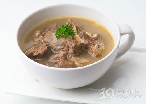 中医调理喝瘦肉汤养胃益脾