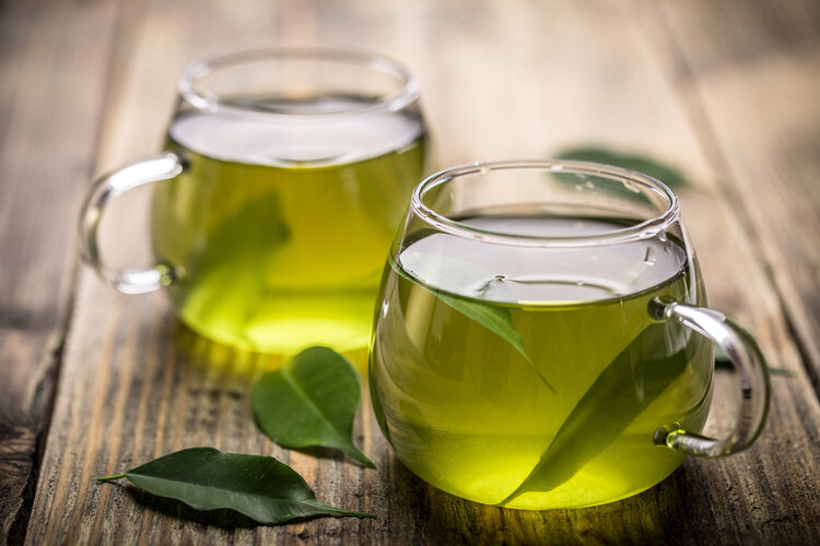 常喝茶，能降低血压吗？喝哪种茶更好？重磅研究：绿茶红茶都可以