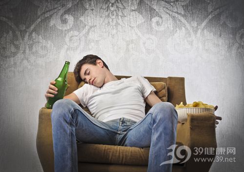 年末聚会喝醉酒该怎么解？