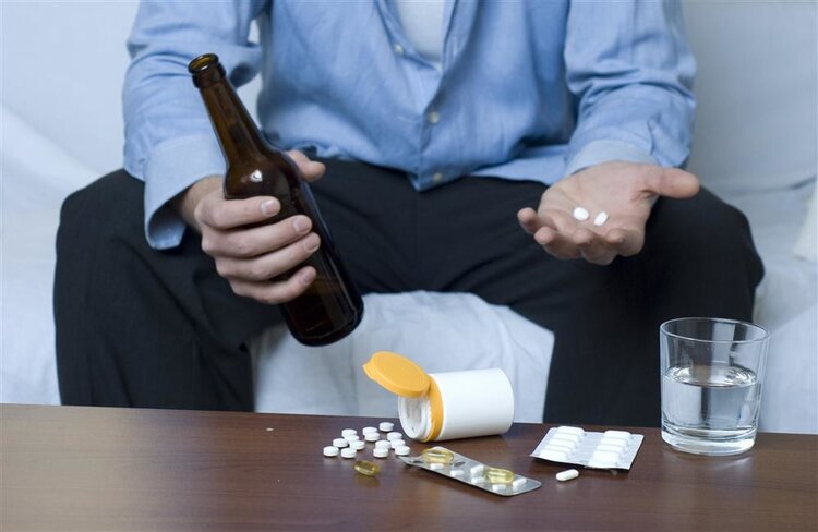 长期喝酒的人，若身体出现这5个信号，你可能得考虑戒酒了