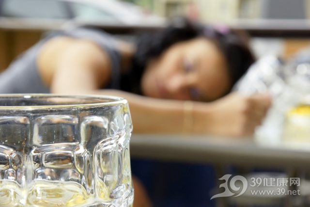 酒越喝人就会越容易囤积疲劳？