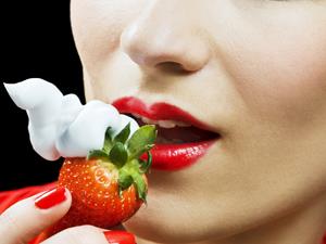 清洗草莓有妙招 准妈妈食用草莓需适宜