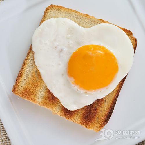 适当食用蛋黄利大于弊