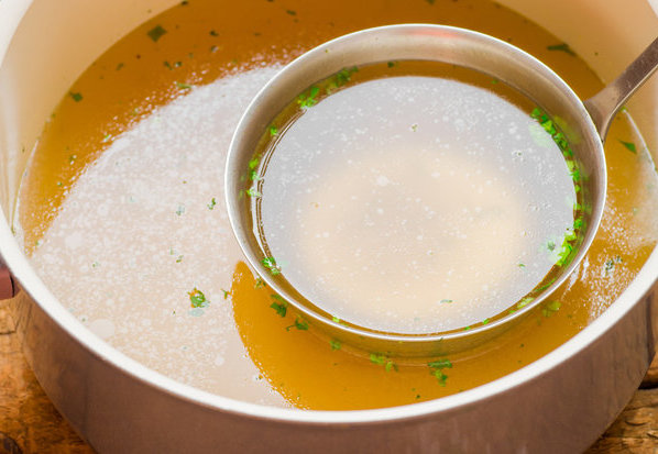 营养师王静：黑皮花生真的都是染色的吗？