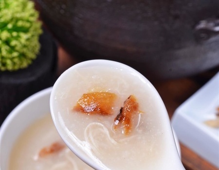 老人长期吃流食不利健康